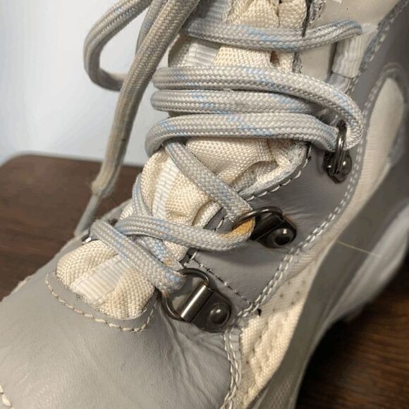 Itasca Leather Lace Up Ankle Thin Insulation Winter Boots Gray & White Size 9 - Picture 4 of 9